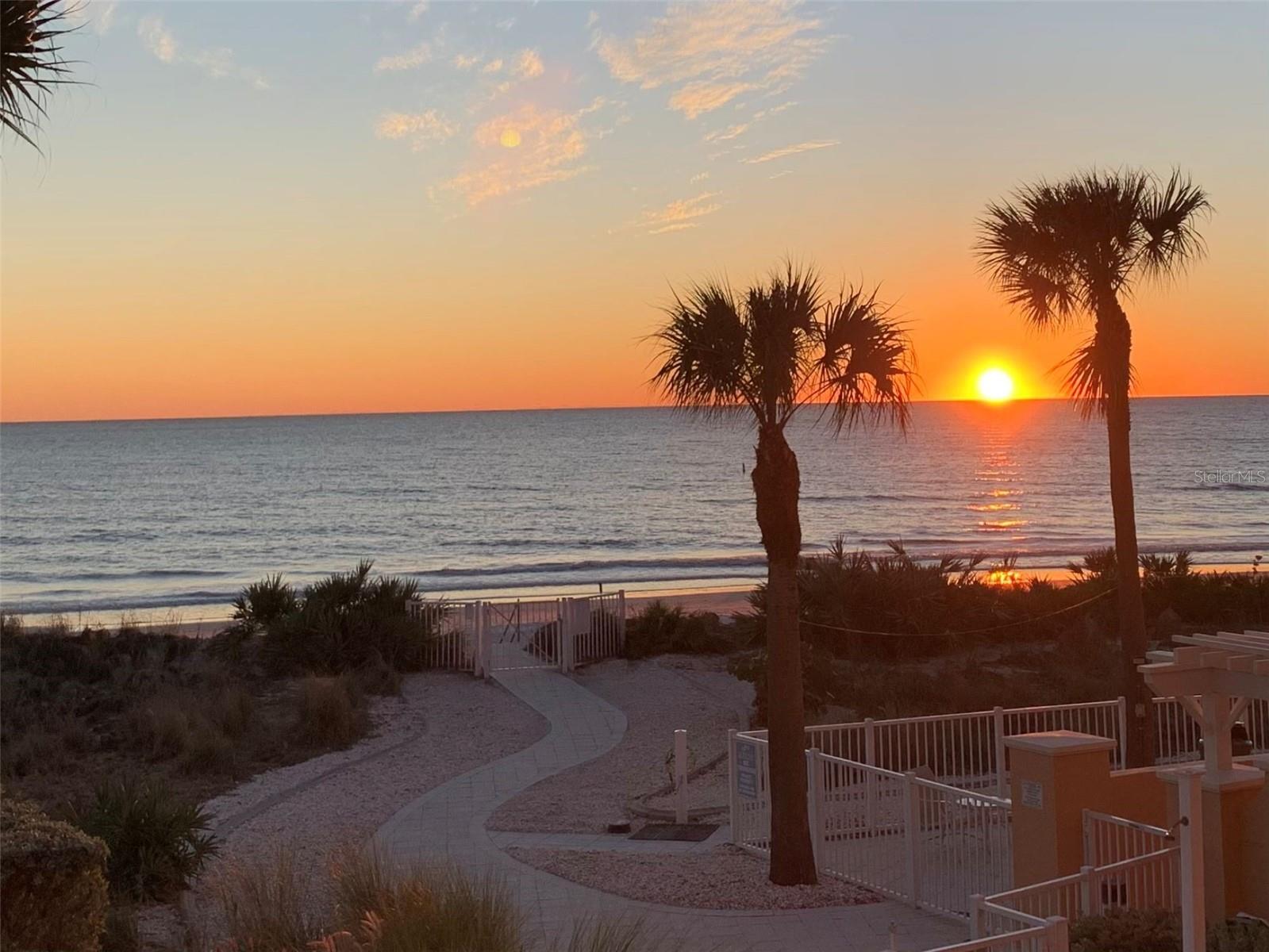 15208 GULF BLVD #203, MADEIRA BEACH, FL, 33708
