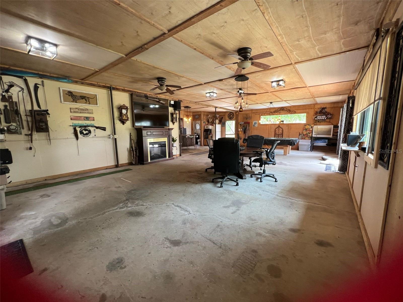 1464 MOUNT PLEASANT RD, GROVELAND, FL, 34736