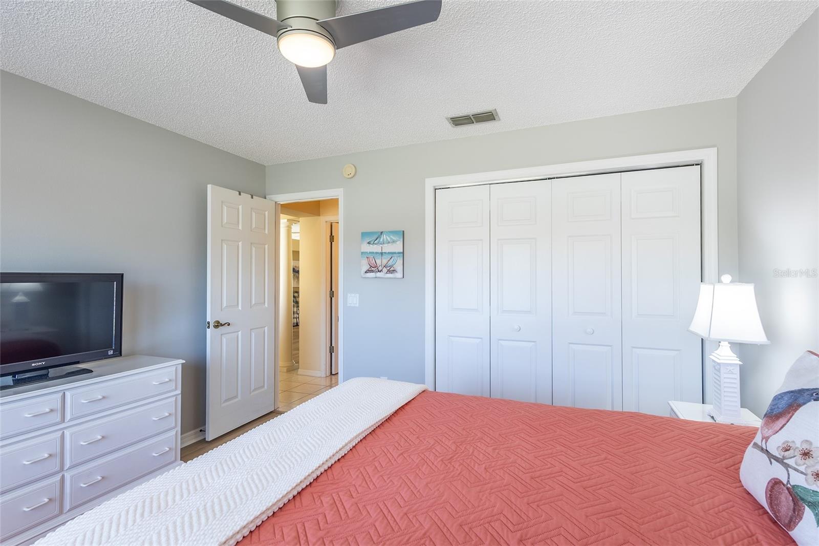 1101 SALDIVAR RD, THE VILLAGES, FL, 32159
