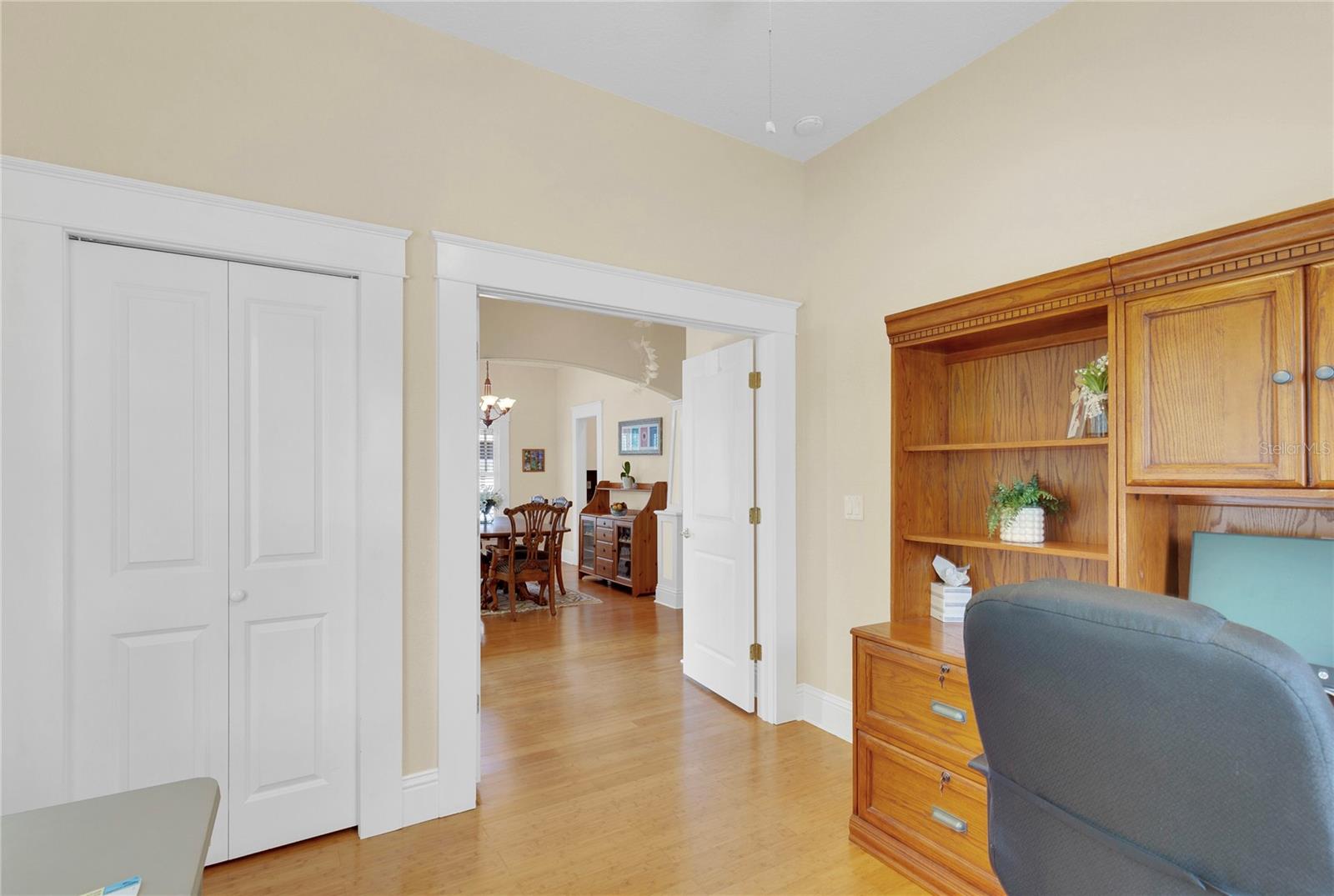7701 N DARTMOUTH AVE, TAMPA, FL, 33604
