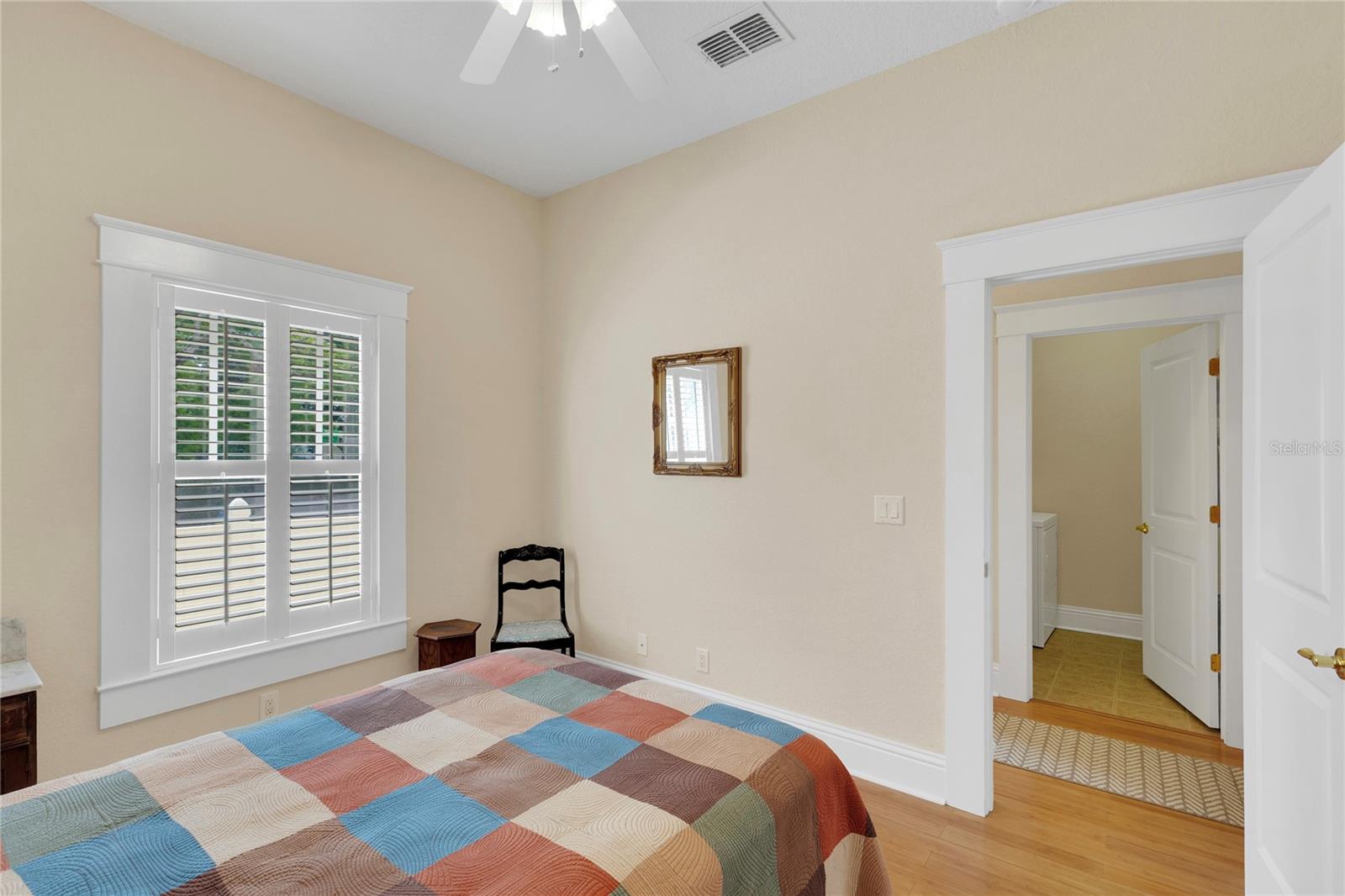 7701 N DARTMOUTH AVE, TAMPA, FL, 33604