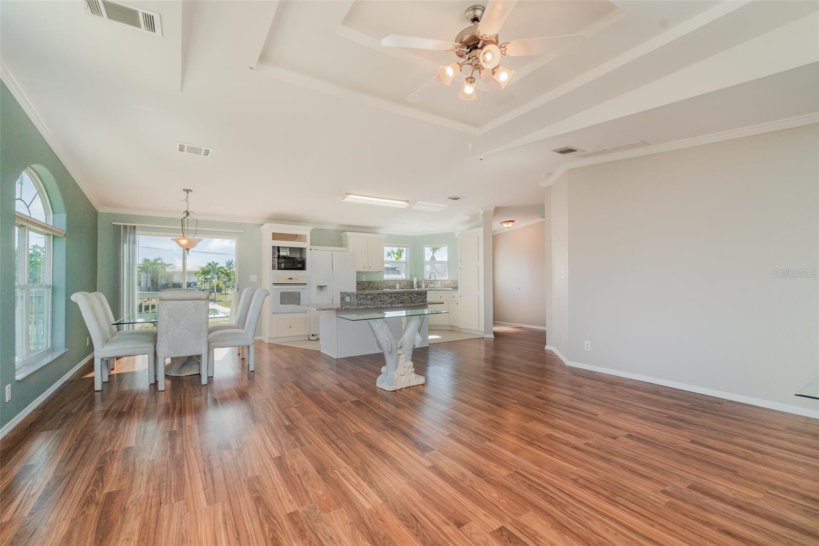700 DANIA CT, PUNTA GORDA, FL, 33950