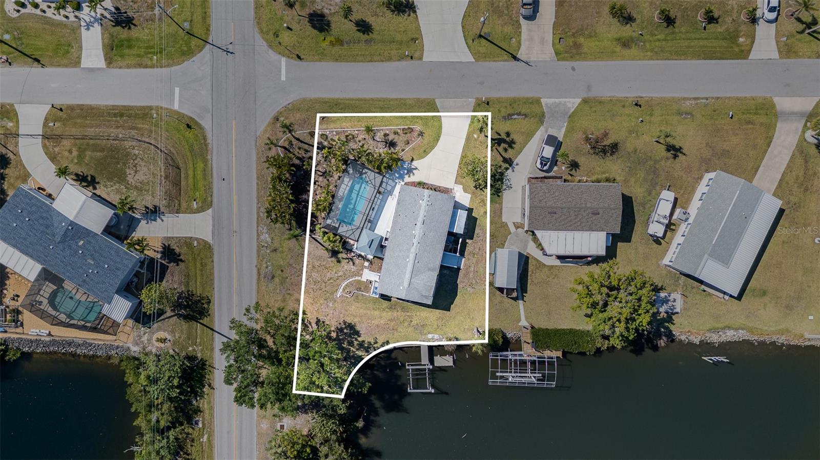 700 DANIA CT, PUNTA GORDA, FL, 33950