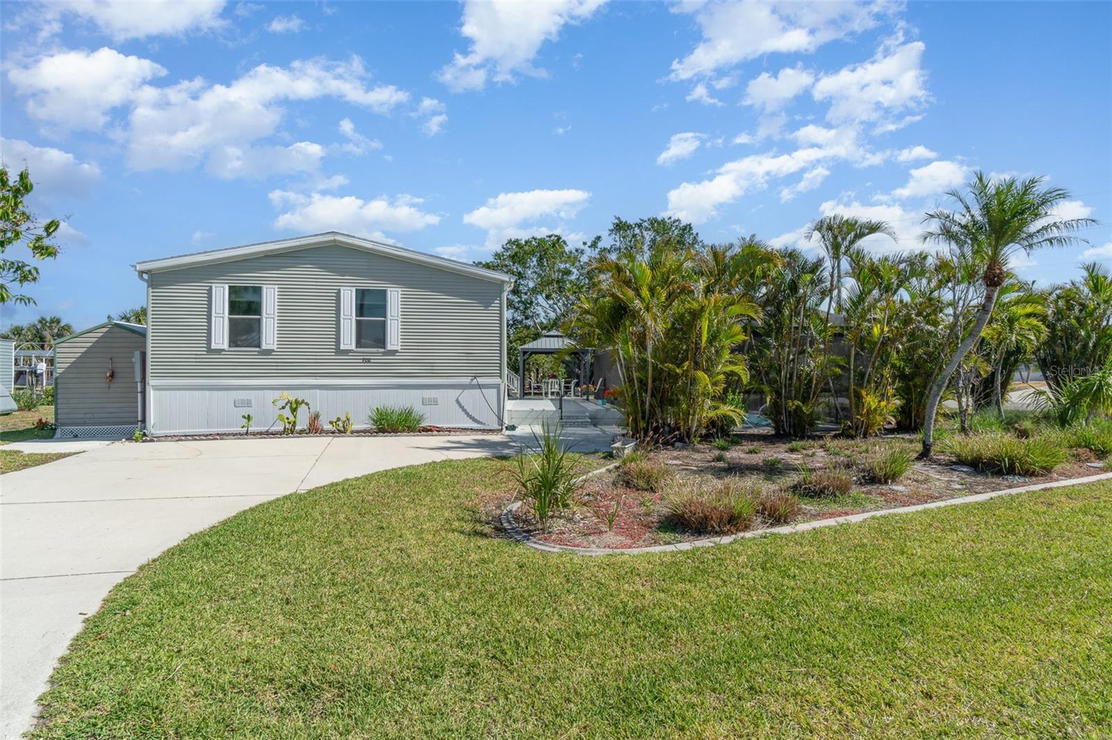 700 DANIA CT, PUNTA GORDA, FL, 33950