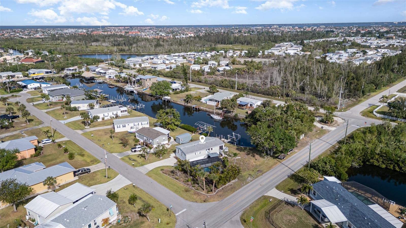 700 DANIA CT, PUNTA GORDA, FL, 33950