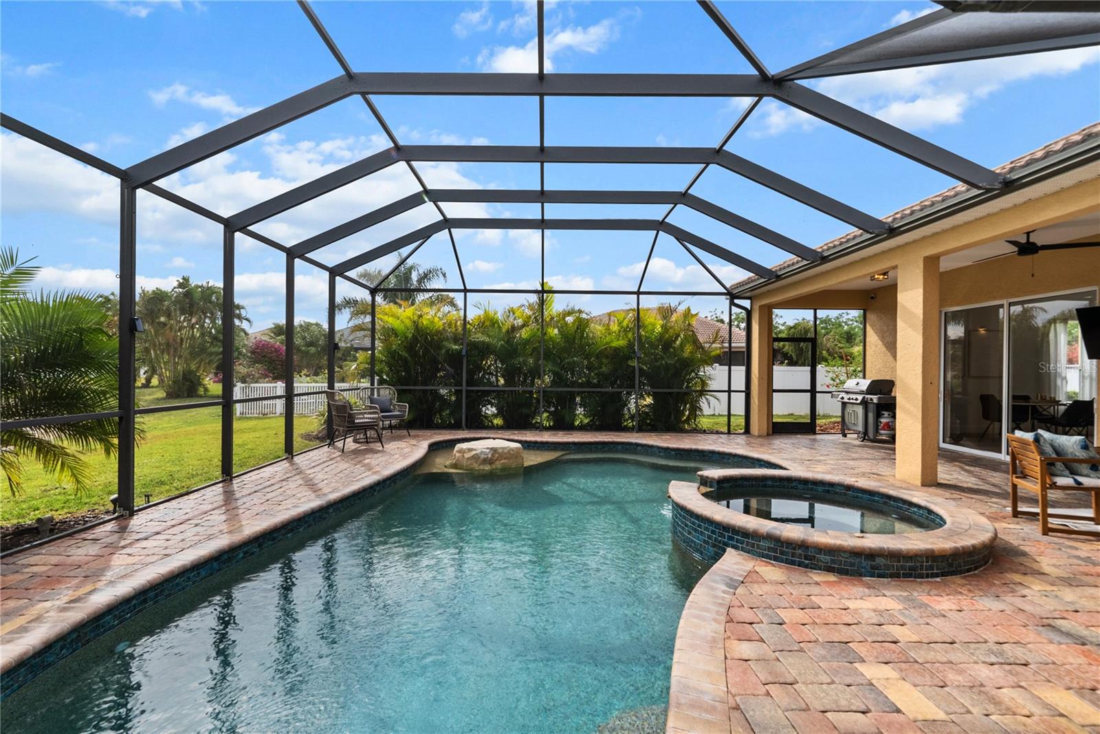 1189 FRASER PINE BLVD, SARASOTA, FL, 34240