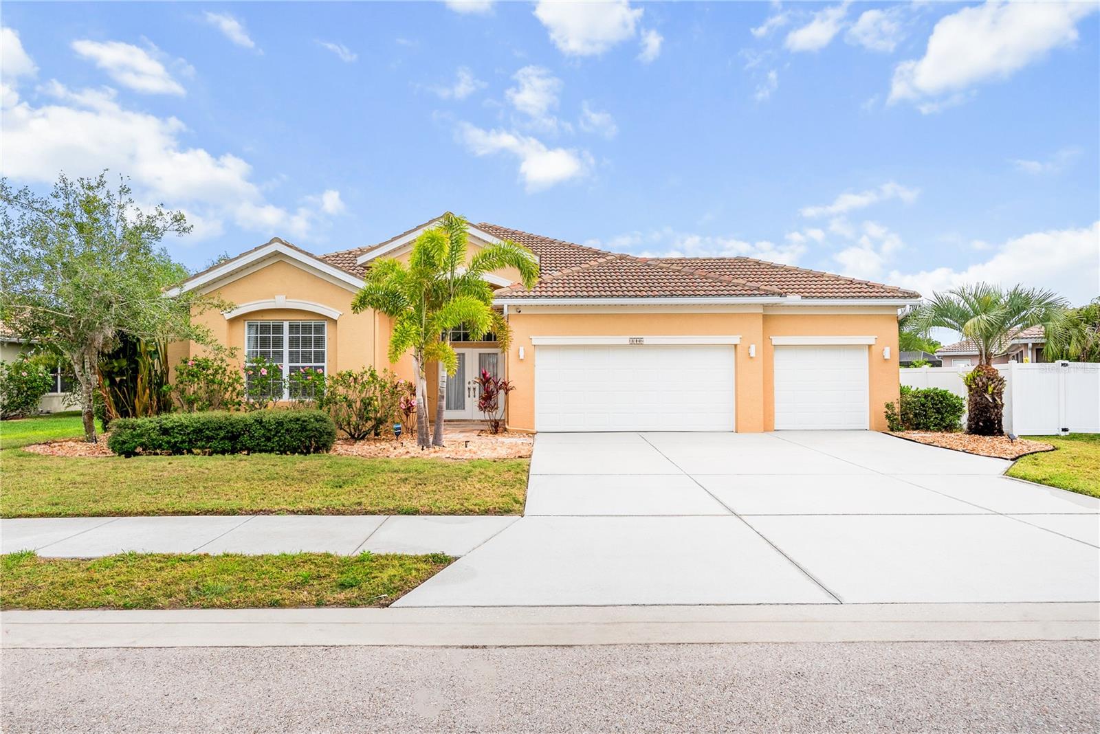 1189 FRASER PINE BLVD, SARASOTA, FL, 34240