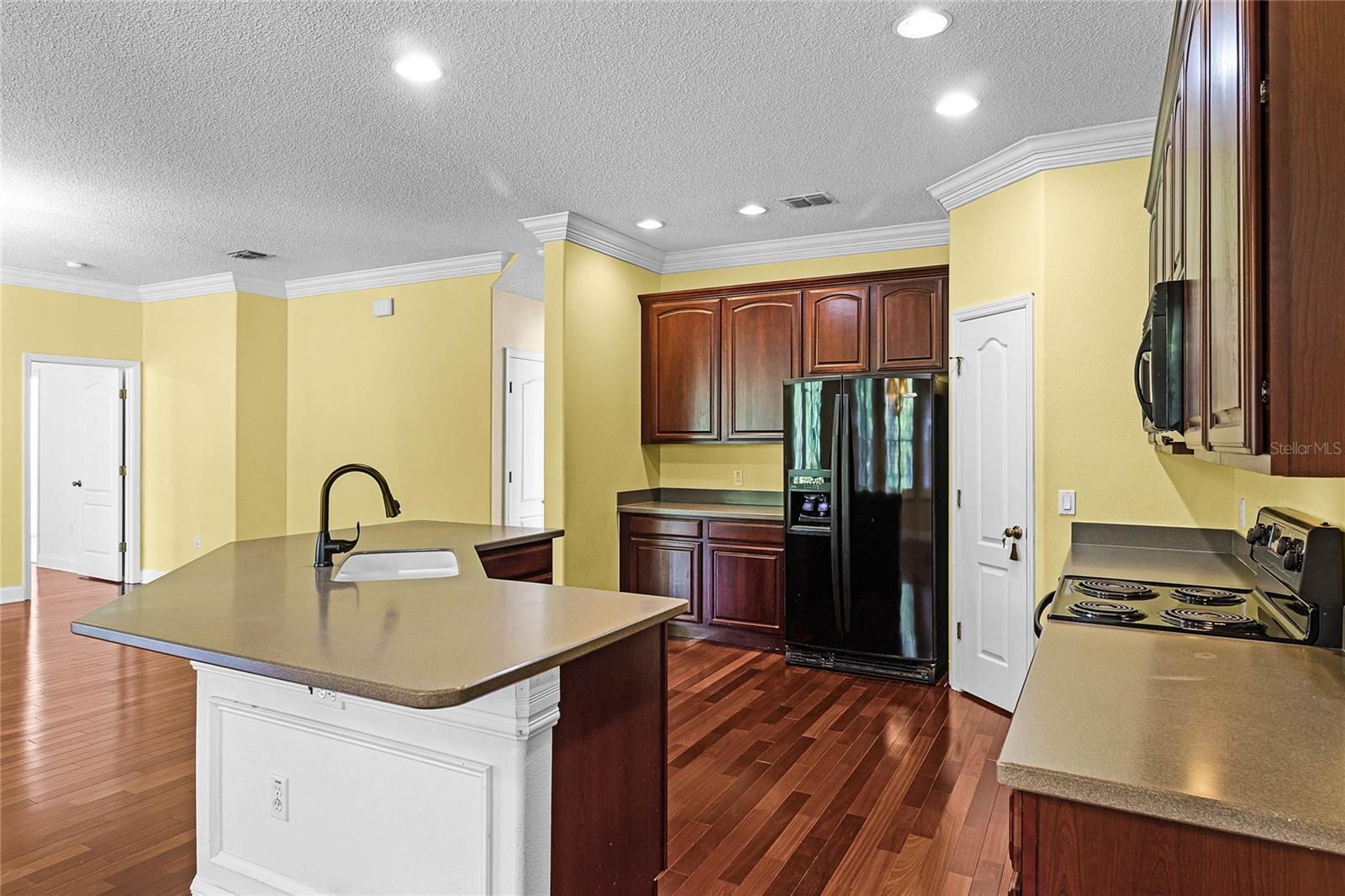 2081 THE OAKS BLVD, KISSIMMEE, FL, 34746