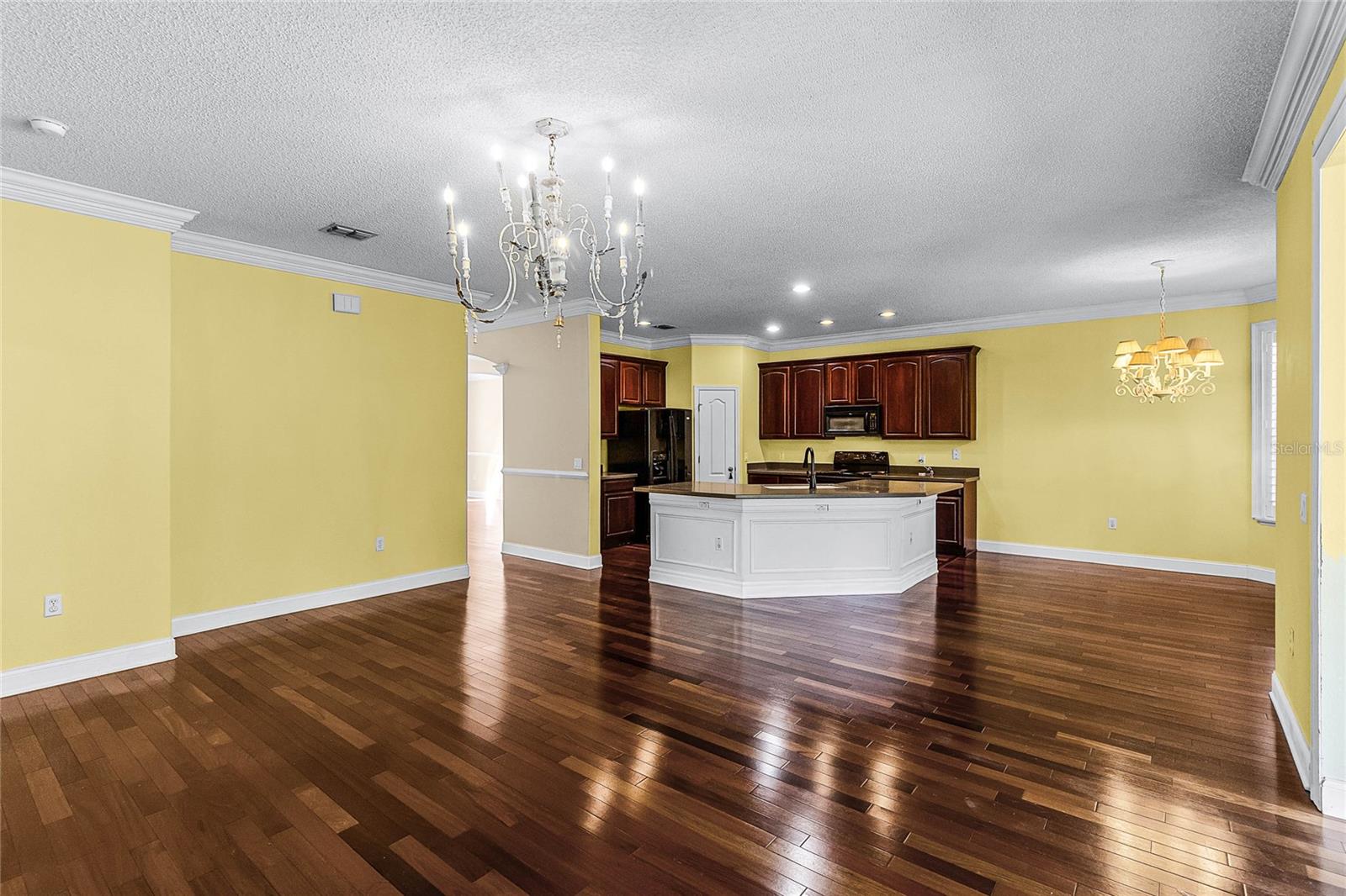 2081 THE OAKS BLVD, KISSIMMEE, FL, 34746