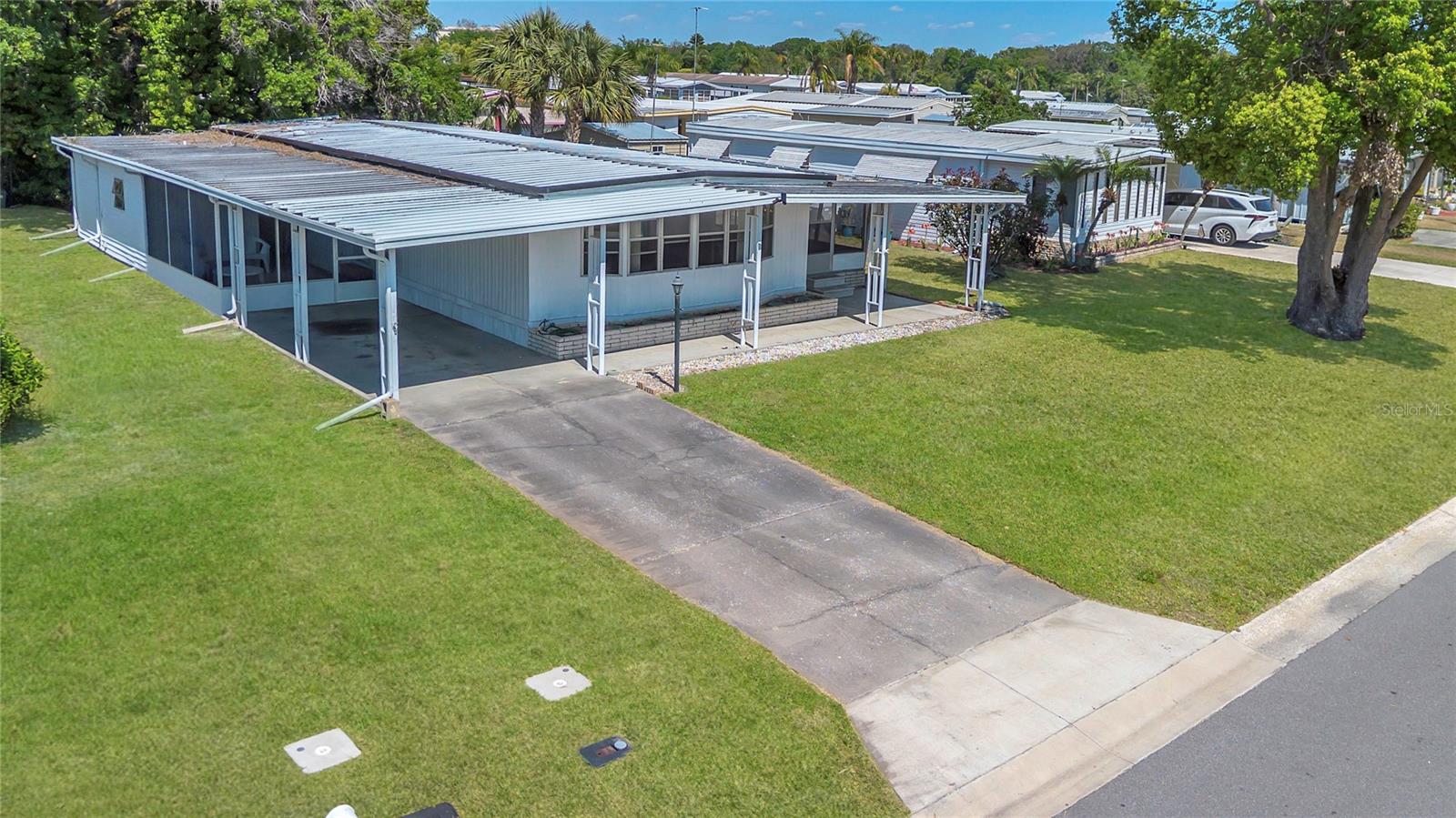 1112 ELKHART CIR, TAVARES, FL, 32778