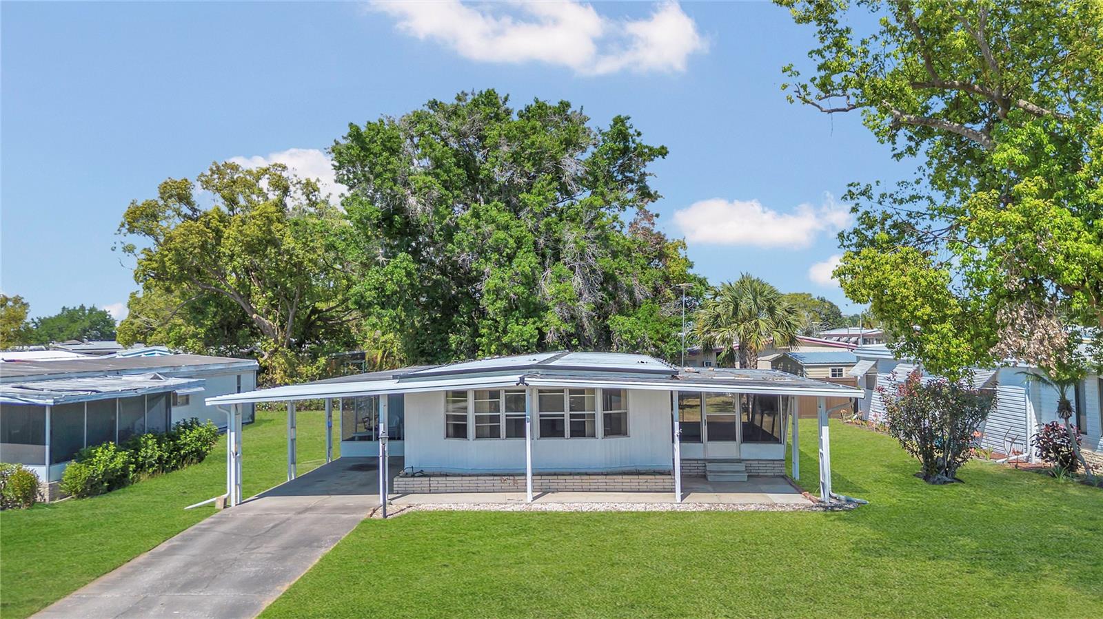 1112 ELKHART CIR, TAVARES, FL, 32778
