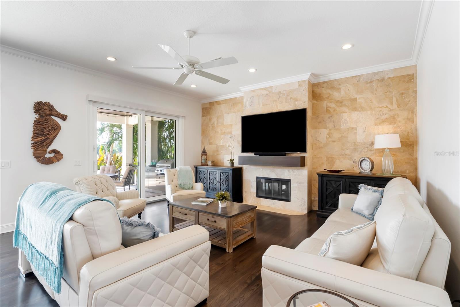 356 BELLEAIR DR NE, ST PETERSBURG, FL, 33704