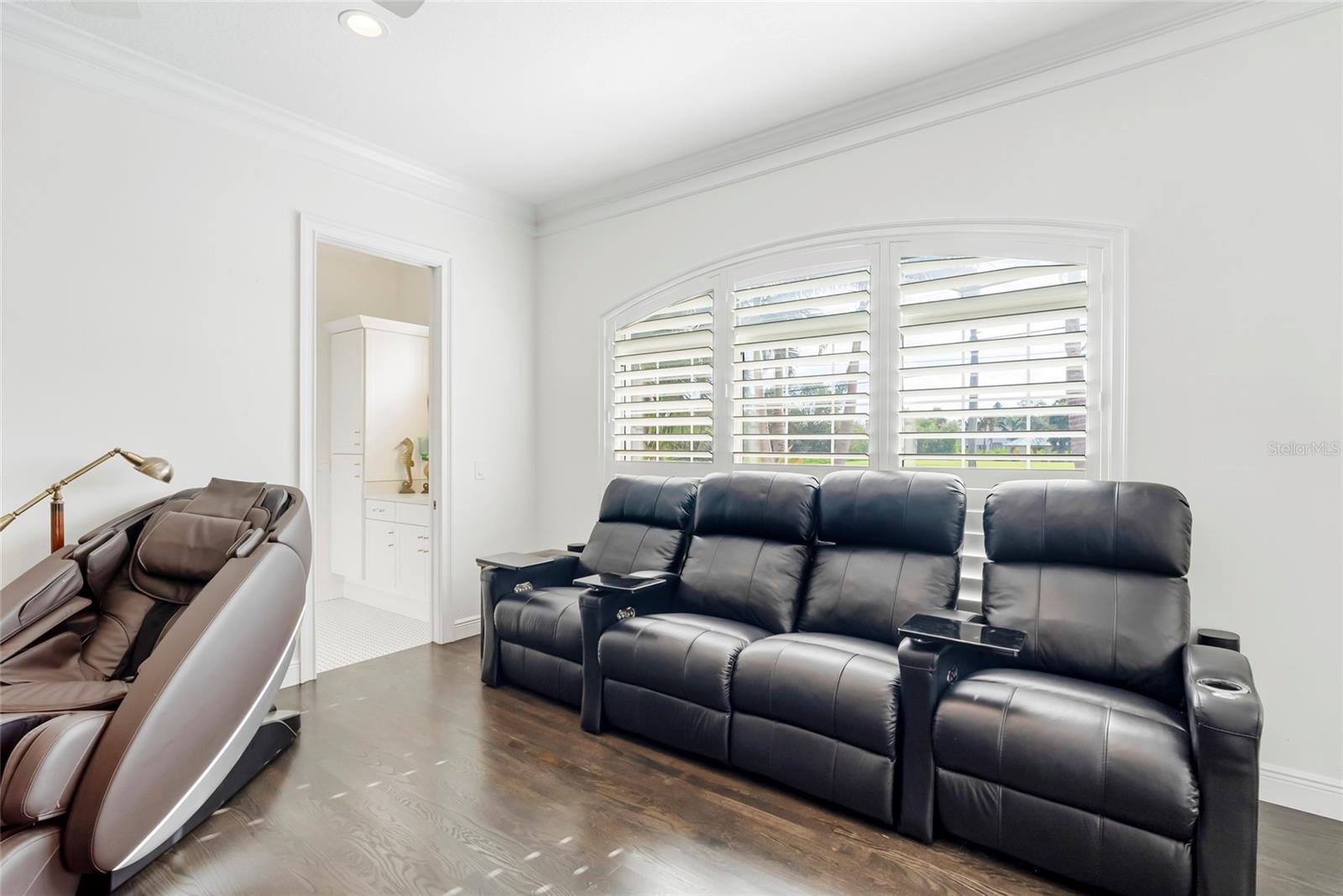 356 BELLEAIR DR NE, ST PETERSBURG, FL, 33704