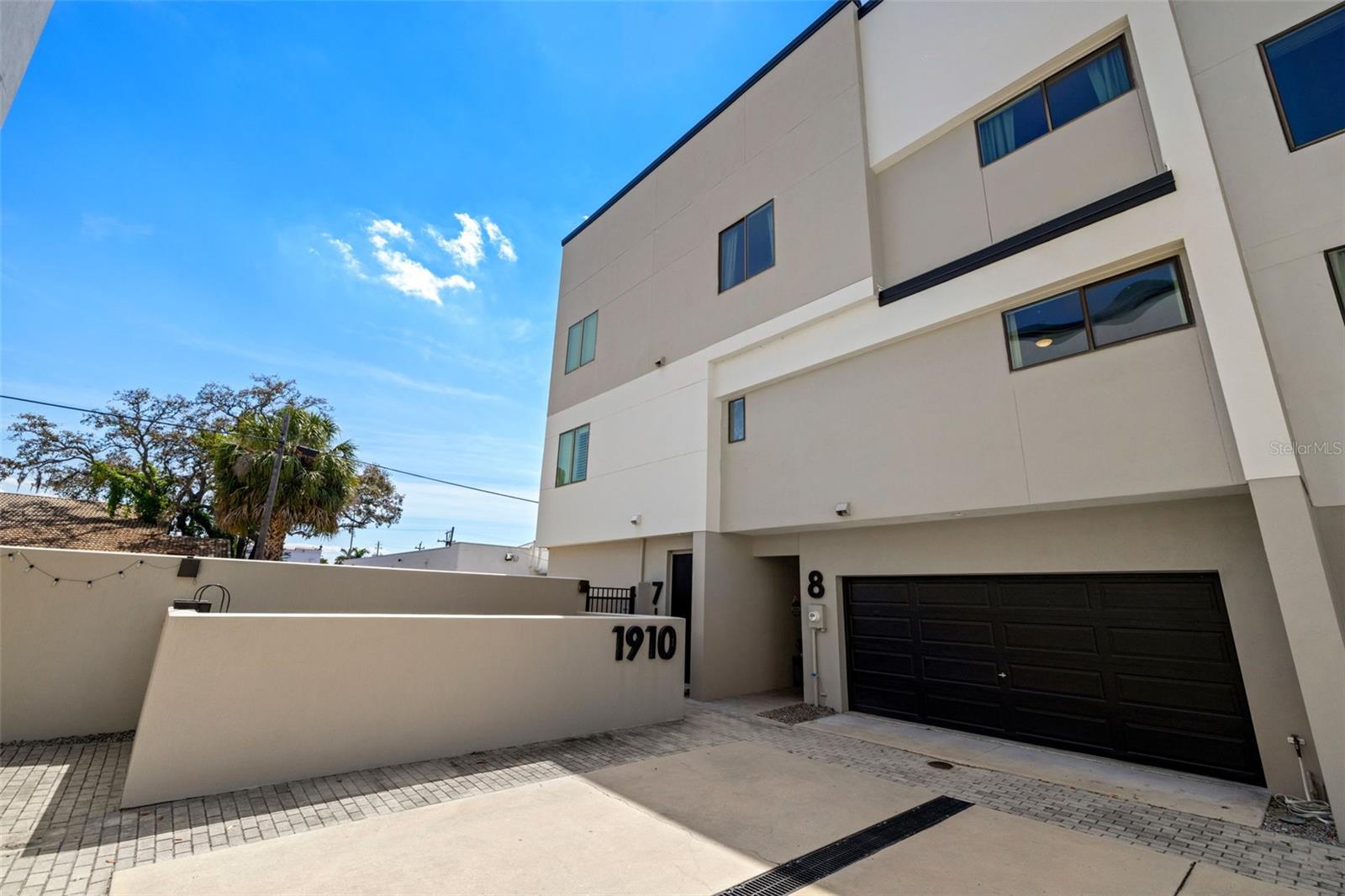 1910 W NORTH A ST #8, TAMPA, FL, 33606