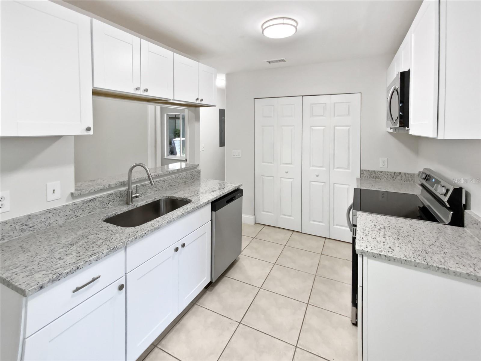 341 KIRKCALDY DR, WINTER SPRINGS, FL, 32708