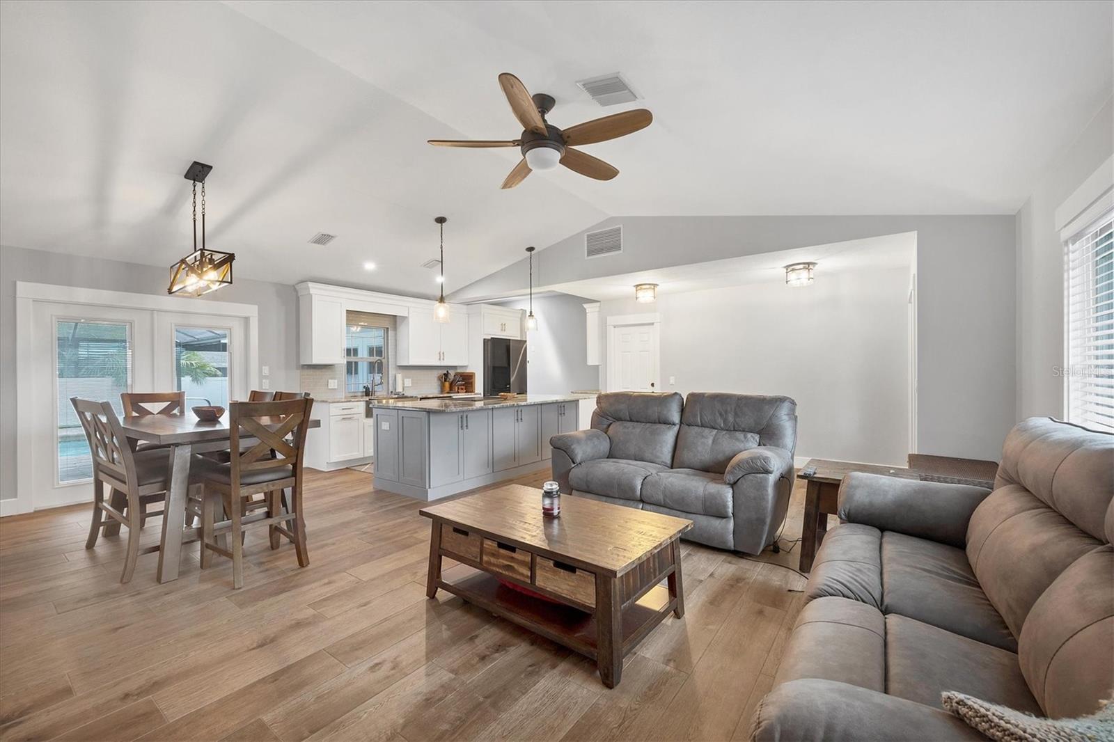 11101 SANDRIFT AVE, ENGLEWOOD, FL, 34224