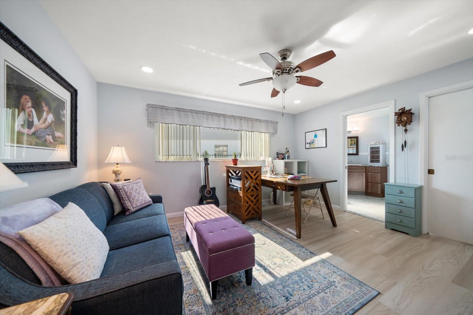 4544 HARBOR HILLS DR, LARGO, FL, 33770