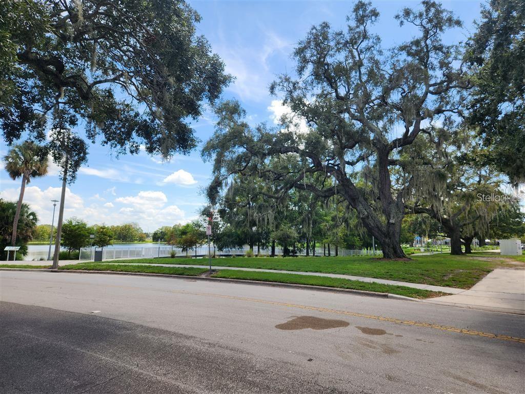 1831 W CENTRAL BLVD, ORLANDO, FL, 32805