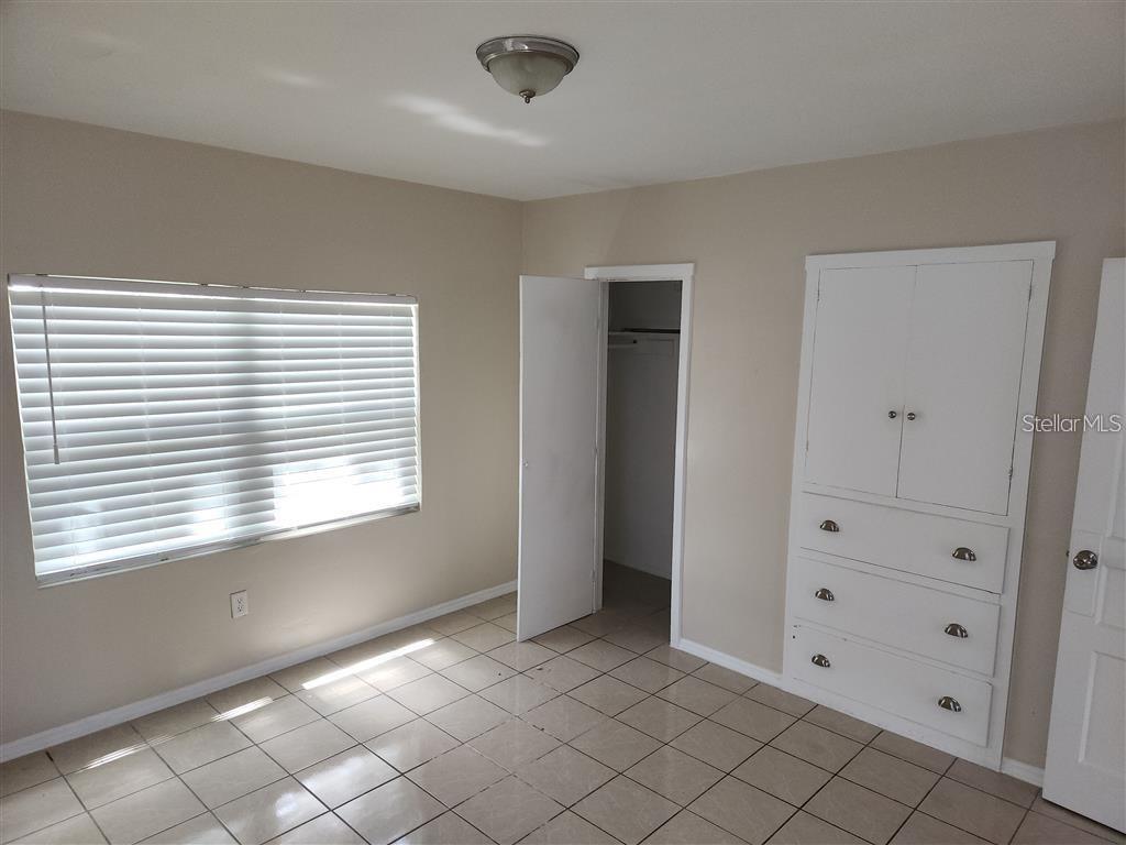 1831 W CENTRAL BLVD, ORLANDO, FL, 32805