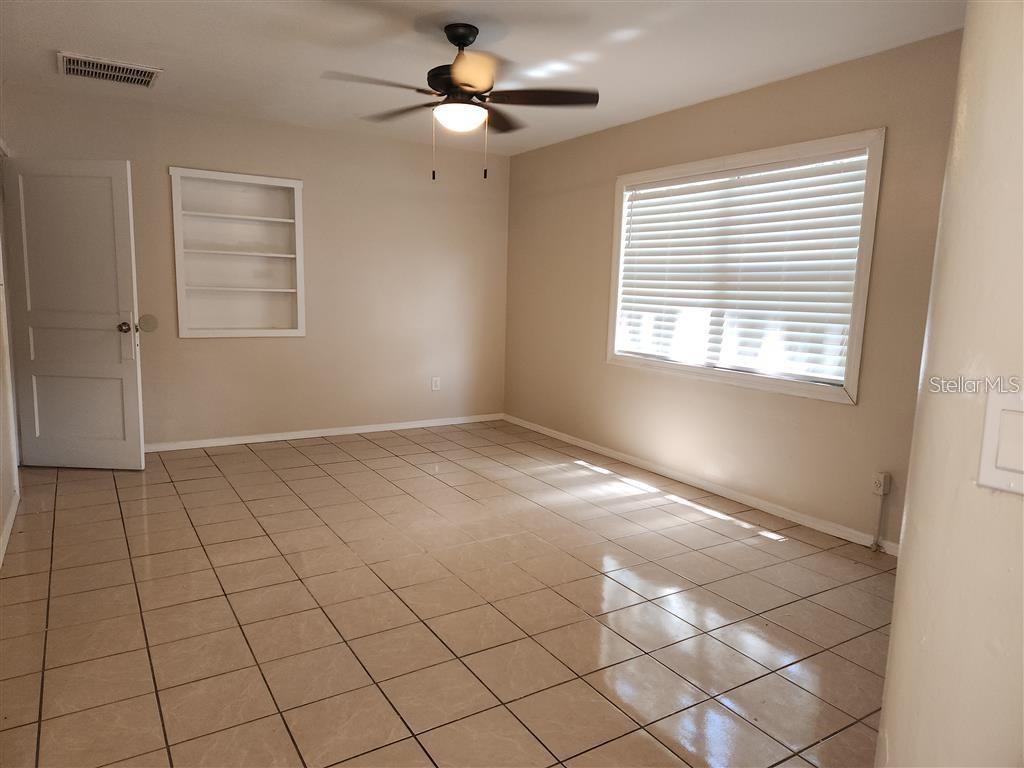 1831 W CENTRAL BLVD, ORLANDO, FL, 32805