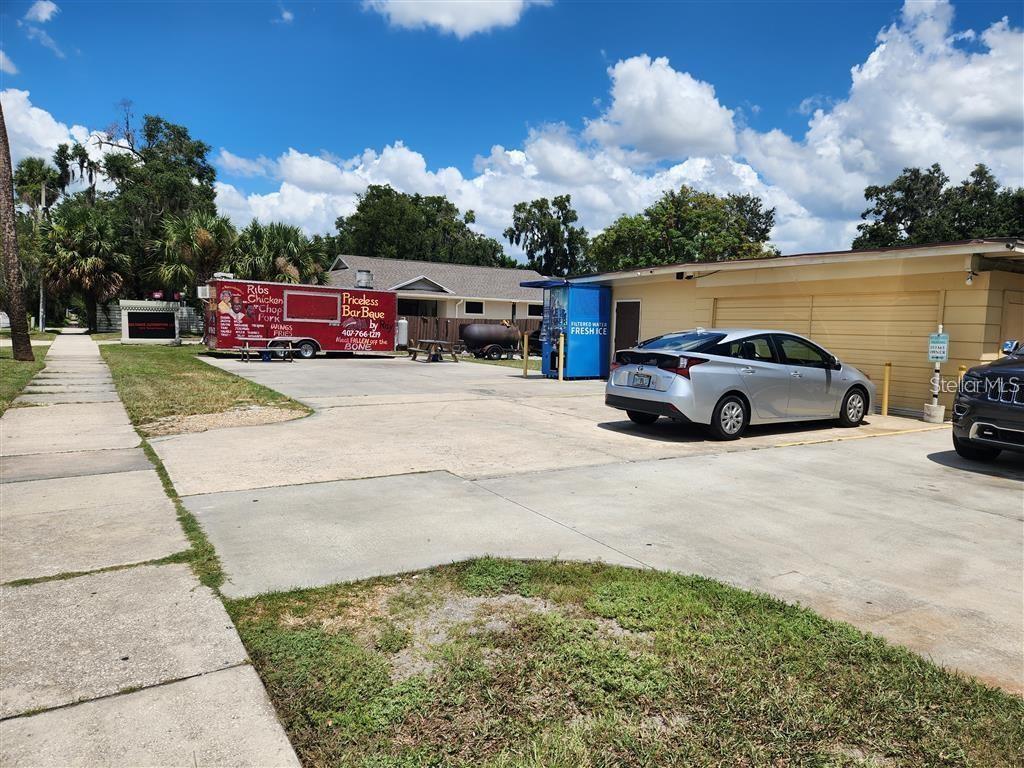 1831 W CENTRAL BLVD, ORLANDO, FL, 32805