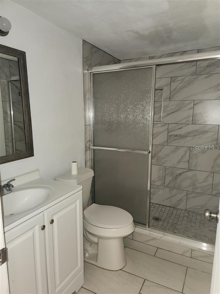 1831 W CENTRAL BLVD, ORLANDO, FL, 32805