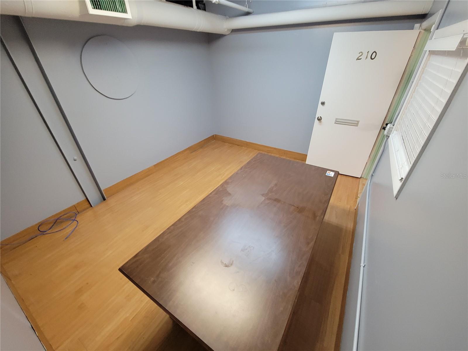 118 E TARPON AVE, TARPON SPRINGS, FL, 34689