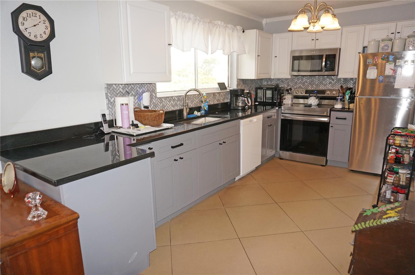 6249 DRUCKER CIR, PORT CHARLOTTE, FL, 33981