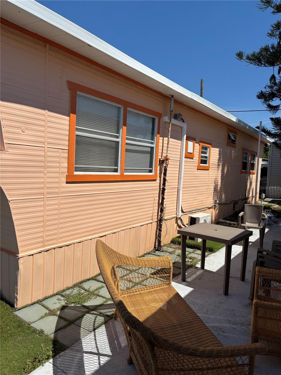 TB8367339 Property Photo