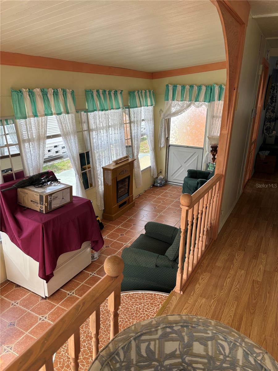 TB8367339 Property Photo