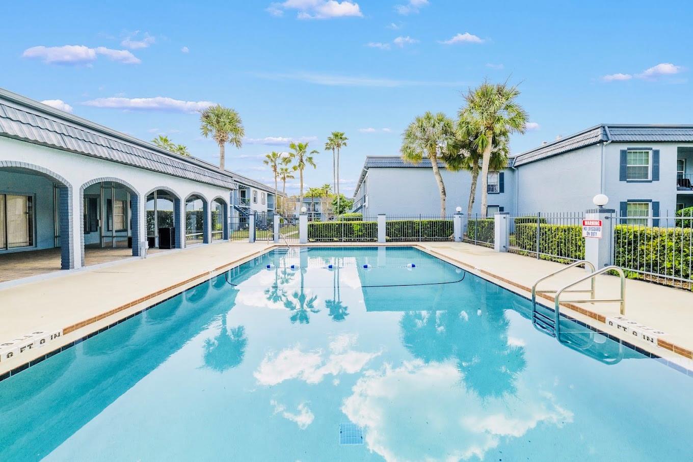 5220 CURRY FORD RD #303, ORLANDO, FL, 32812