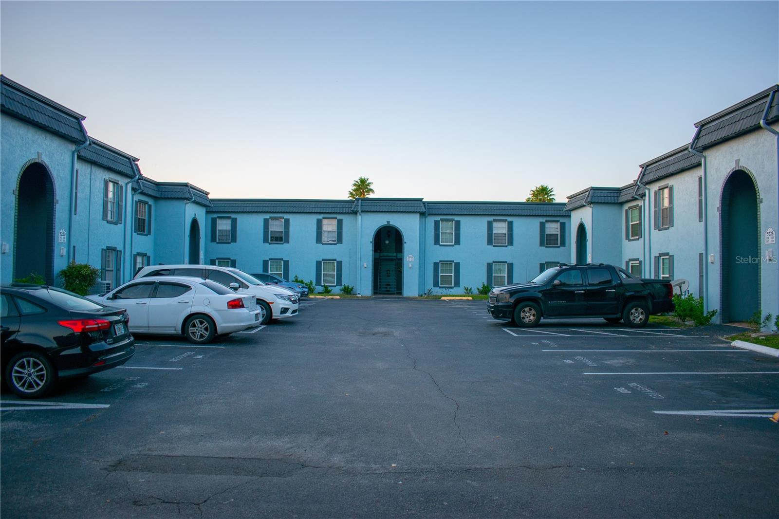 5220 CURRY FORD RD #303, ORLANDO, FL, 32812