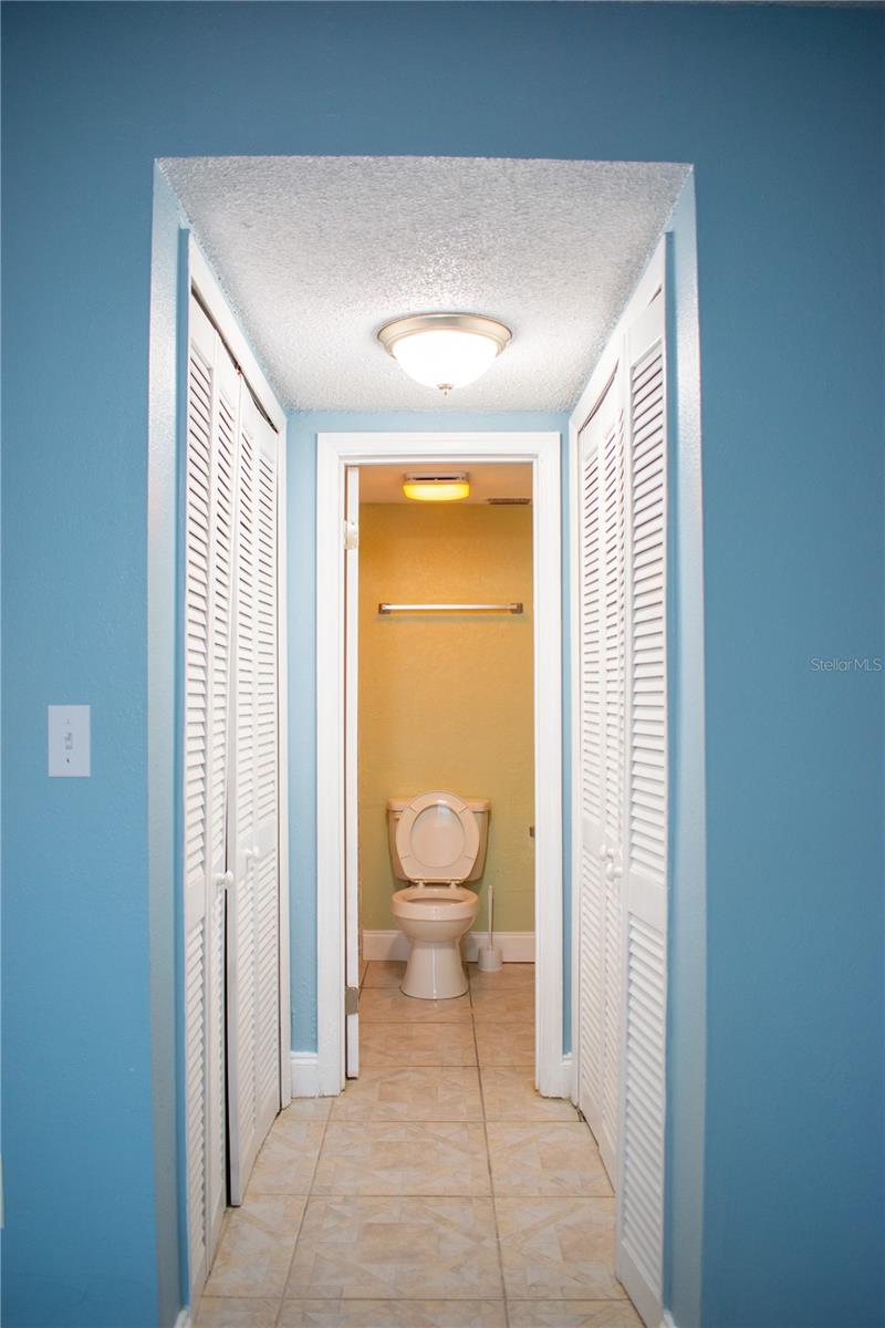 5220 CURRY FORD RD #303, ORLANDO, FL, 32812