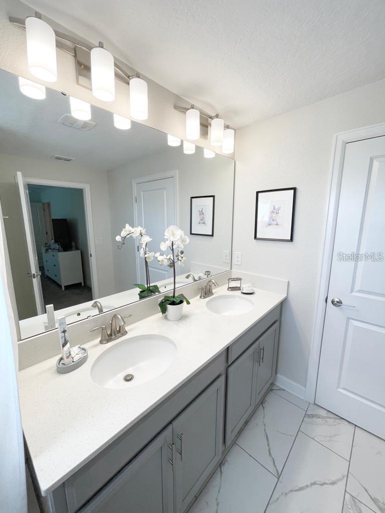 428 OCEAN COURSE AVE, DAVENPORT, FL, 33896