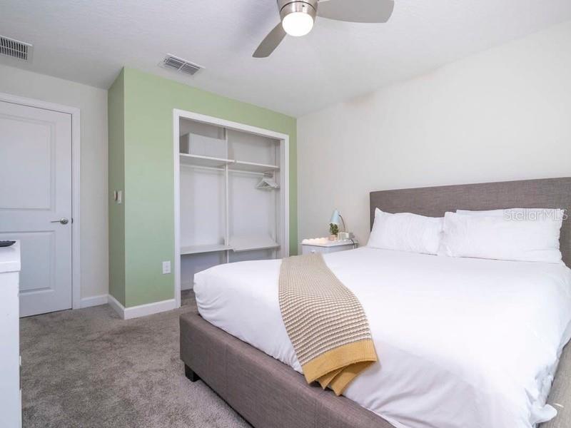 428 OCEAN COURSE AVE, DAVENPORT, FL, 33896