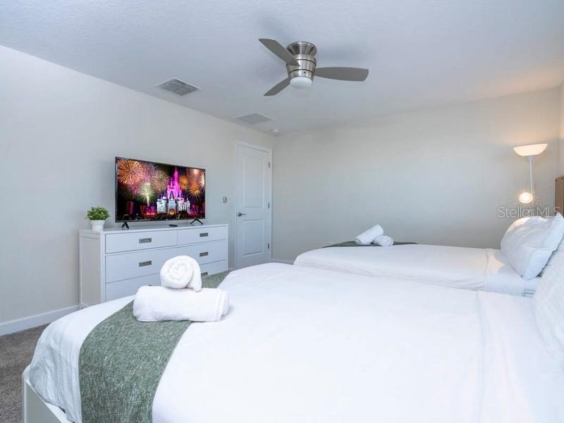 428 OCEAN COURSE AVE, DAVENPORT, FL, 33896