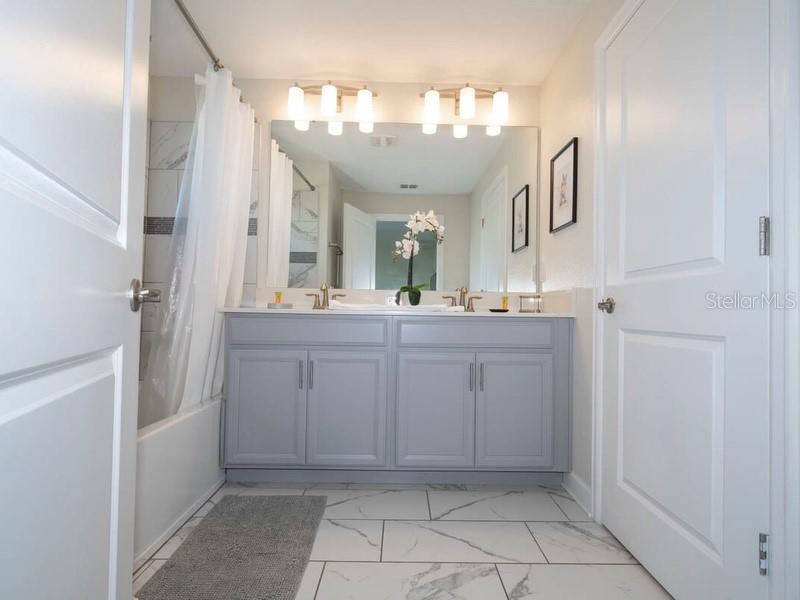 428 OCEAN COURSE AVE, DAVENPORT, FL, 33896