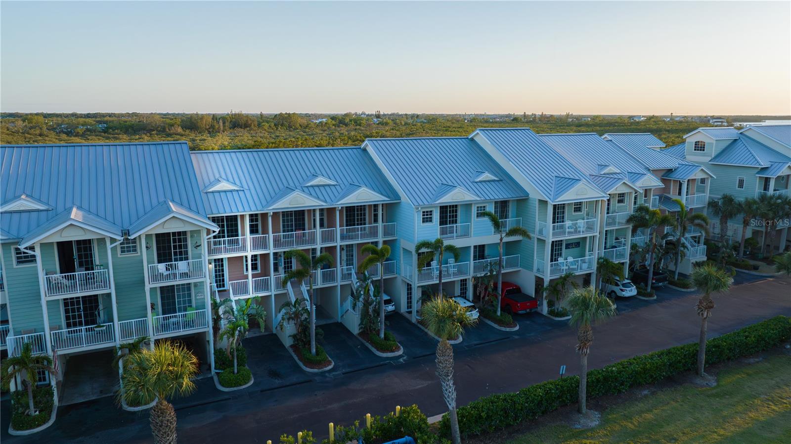 3210 MANGROVE POINT DR, RUSKIN, FL, 33570