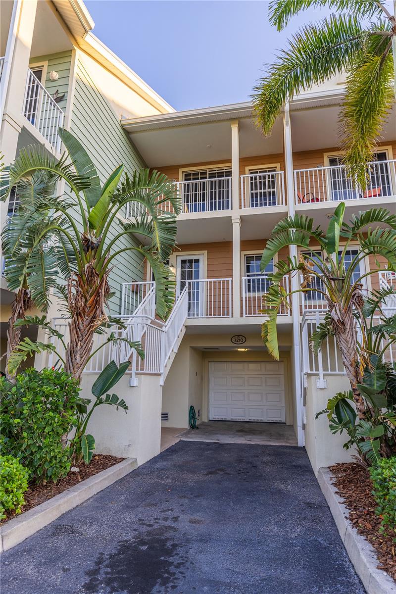 3210 MANGROVE POINT DR, RUSKIN, FL, 33570