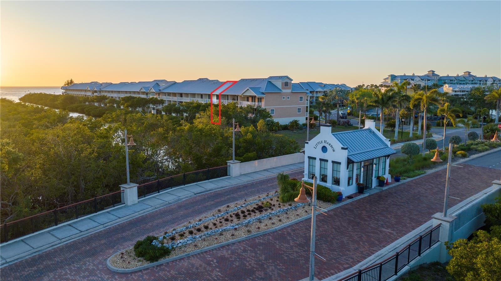 3210 MANGROVE POINT DR, RUSKIN, FL, 33570