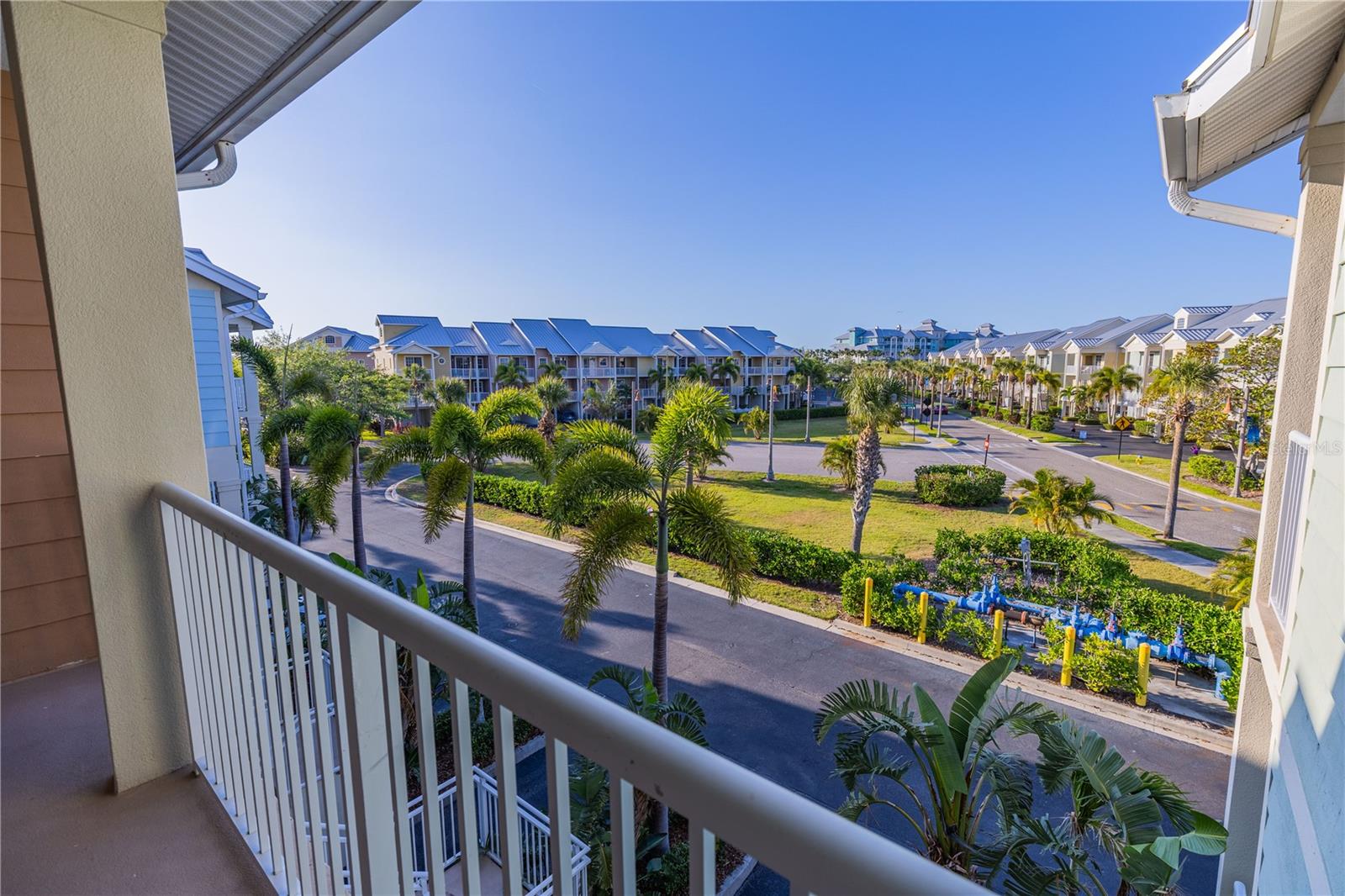 3210 MANGROVE POINT DR, RUSKIN, FL, 33570