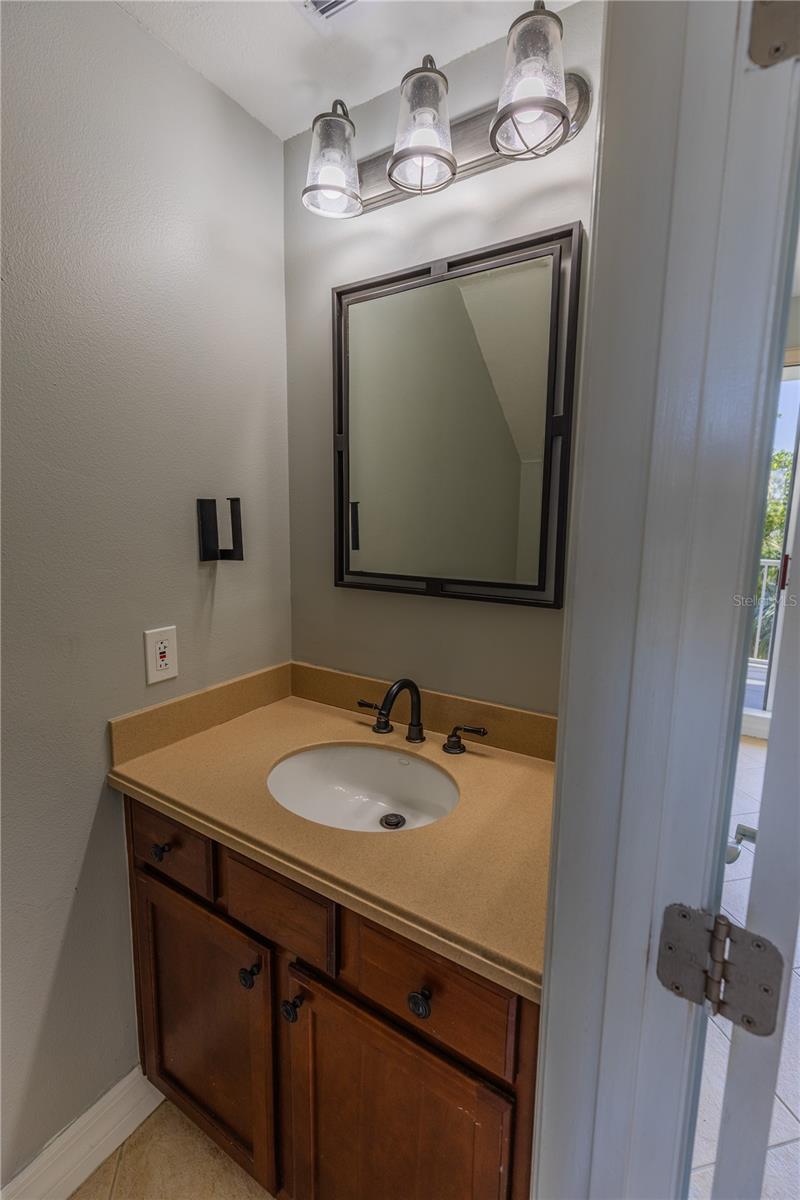 3210 MANGROVE POINT DR, RUSKIN, FL, 33570