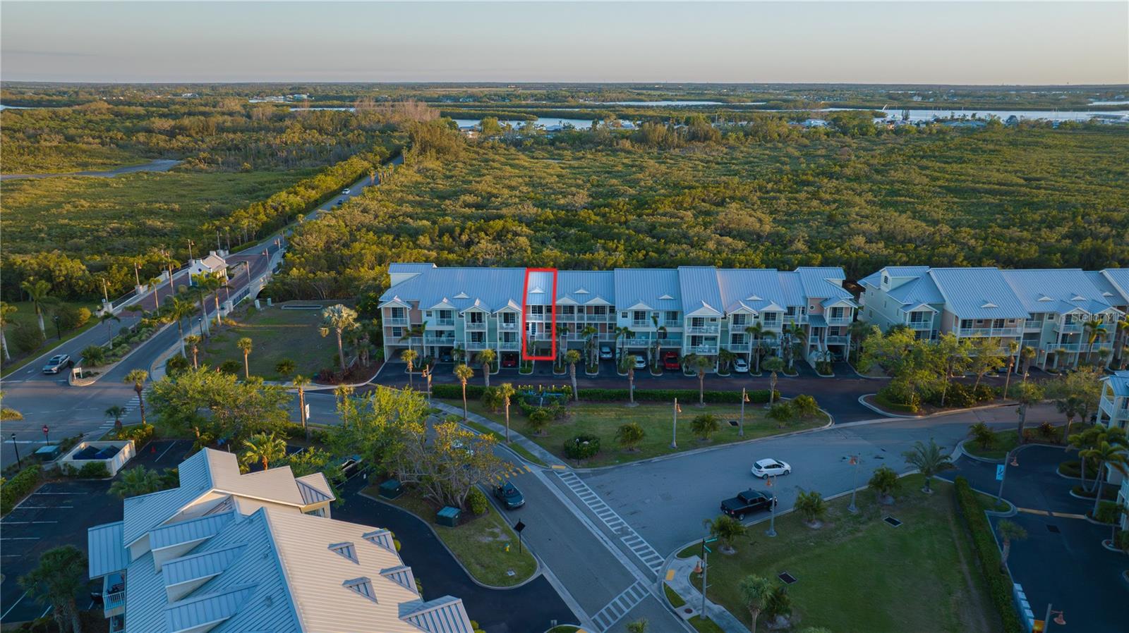 3210 MANGROVE POINT DR, RUSKIN, FL, 33570