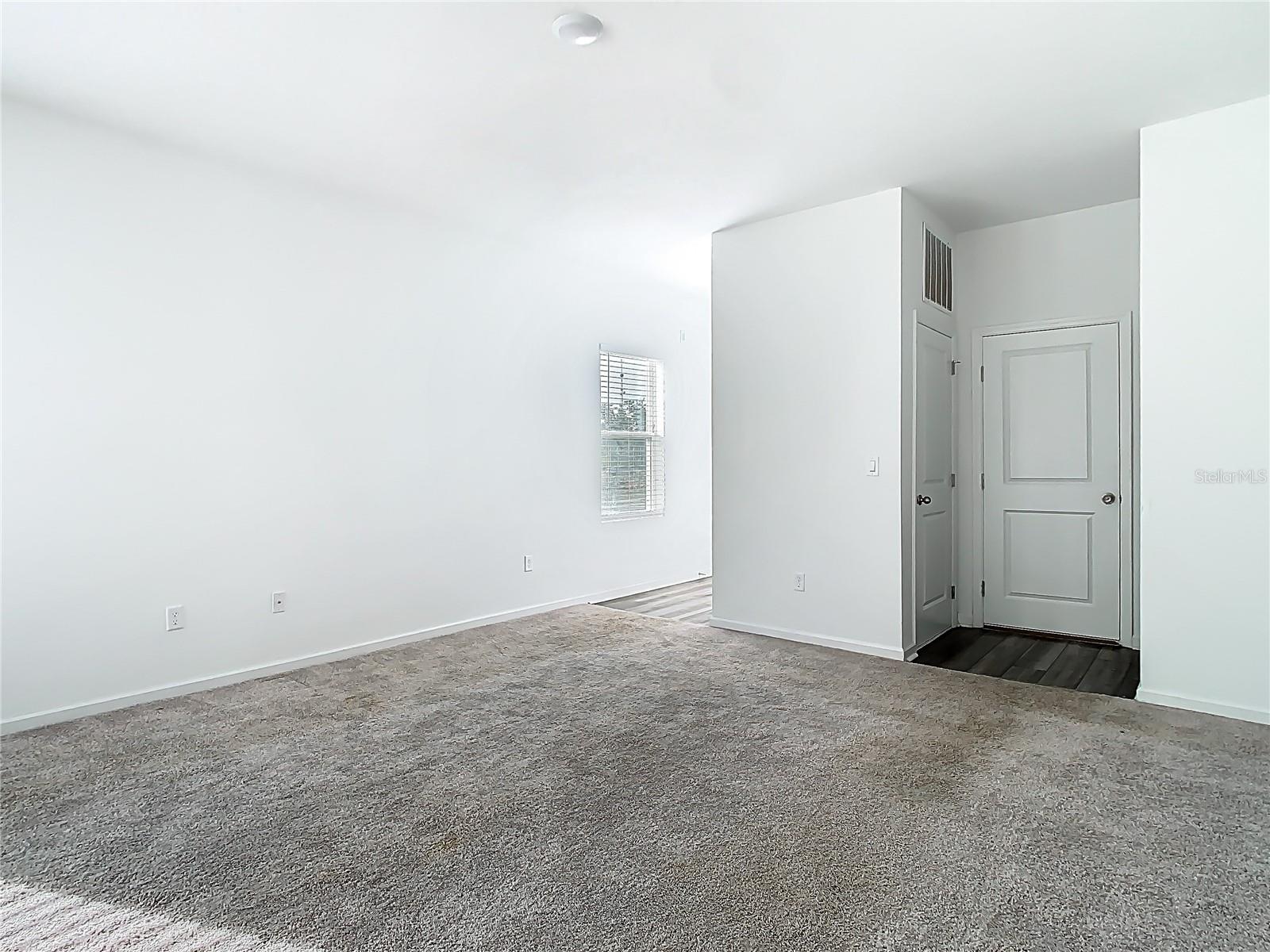 35413 EASTBROOK AVE, ZEPHYRHILLS, FL, 33541