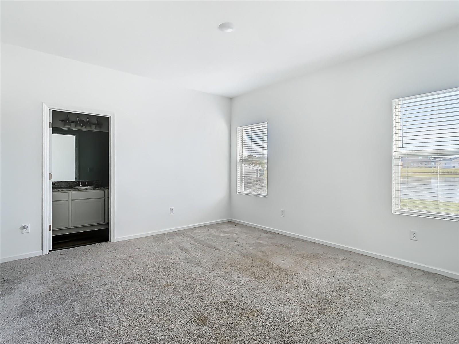 35413 EASTBROOK AVE, ZEPHYRHILLS, FL, 33541