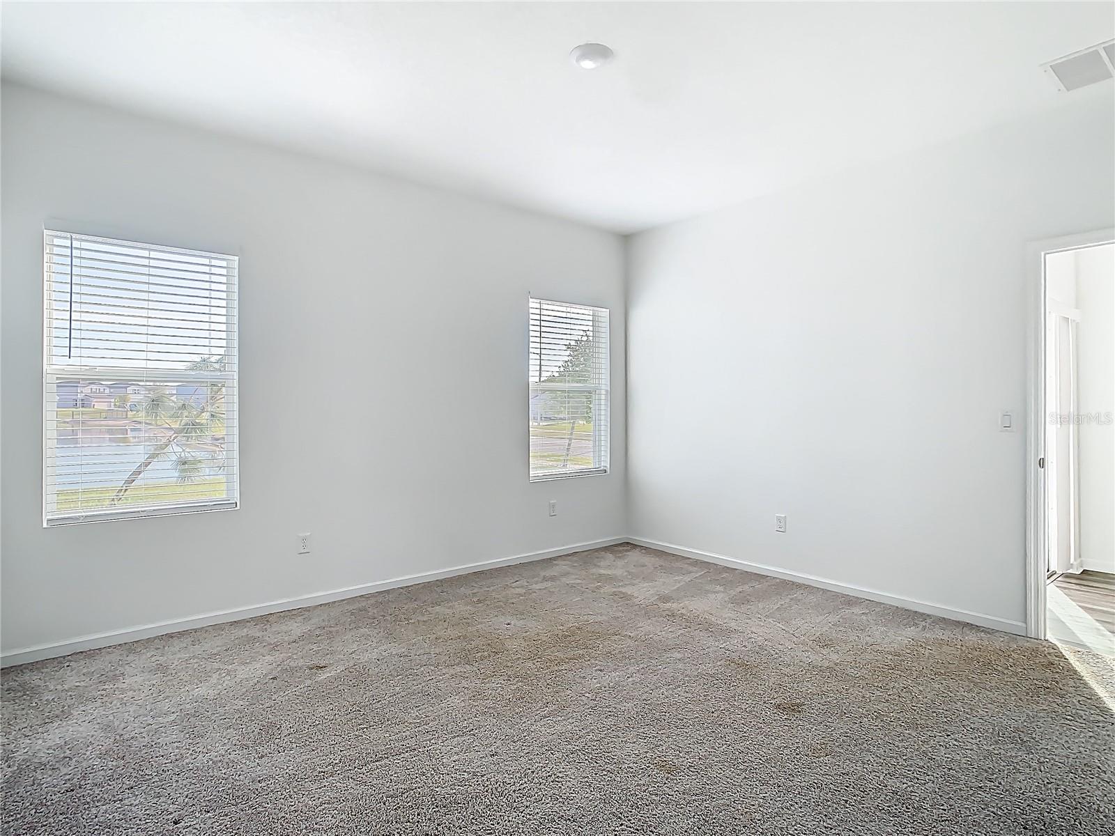 35413 EASTBROOK AVE, ZEPHYRHILLS, FL, 33541