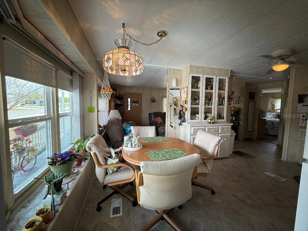 8063 EASTERN CIRCLE DR, BROOKSVILLE, FL, 34613