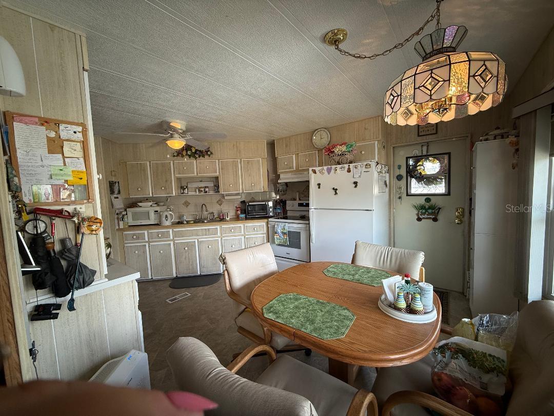 8063 EASTERN CIRCLE DR, BROOKSVILLE, FL, 34613