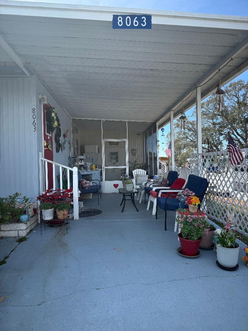 8063 EASTERN CIRCLE DR, BROOKSVILLE, FL, 34613