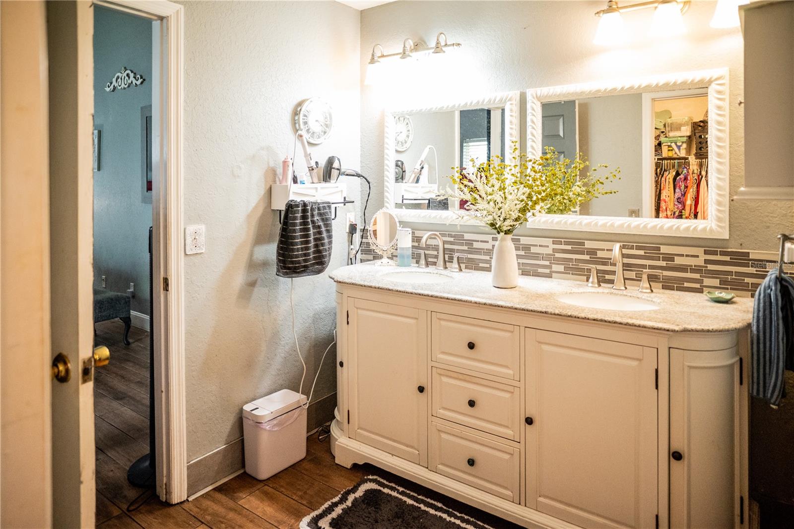 811 W HERON PL, WINTER HAVEN, FL, 33884